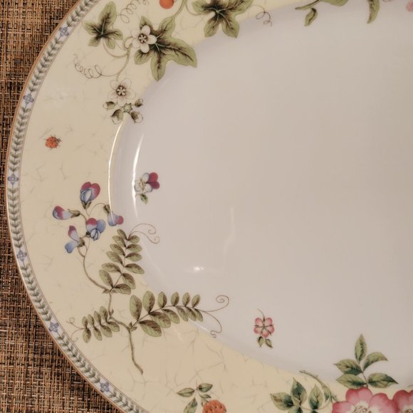 WEDGWOOD FLEUR 14 1/2 INCH OVAL SERVING PLATTER - Picture 7 of 12
